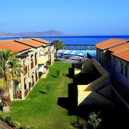 Aquis Marine Resort Tigkaki  Exterior photo