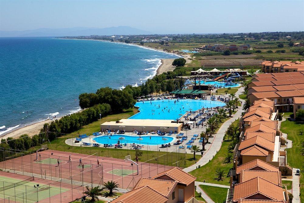 Aquis Marine Resort Tigkaki  Exterior photo