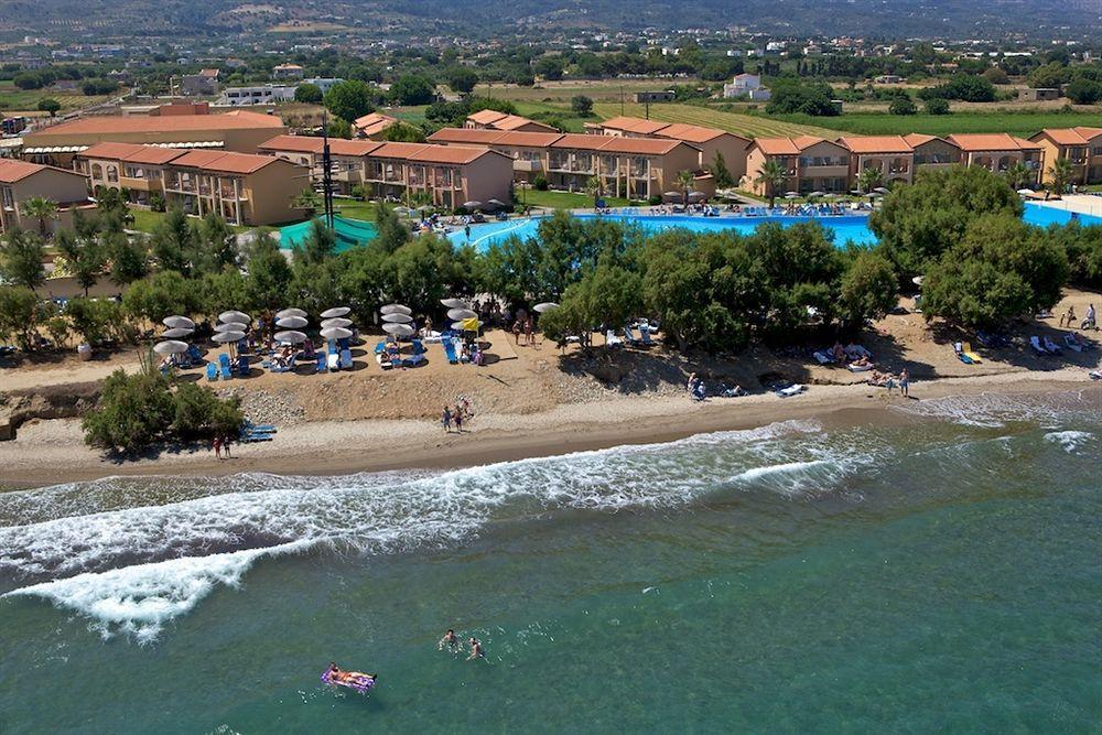 Aquis Marine Resort Tigkaki  Exterior photo