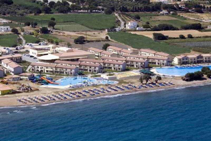 Aquis Marine Resort Tigkaki  Exterior photo